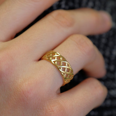 Weave Ring | 18 kt gold plated steel